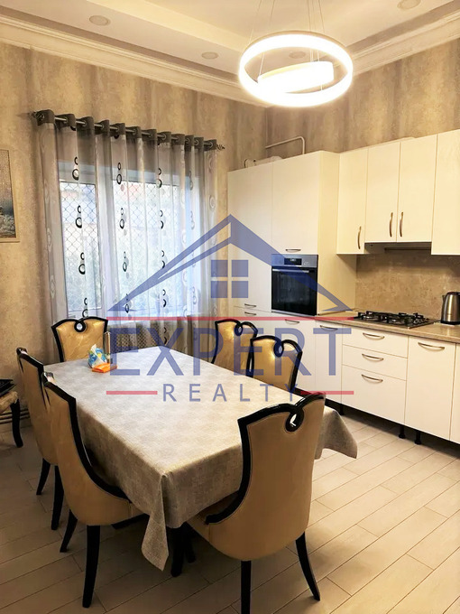 ՆՈՐՔ ՄԱՐԱՇ, ԼՈՒՍԻՆԵ ԶԱՔԱՐՅԱՆ ՓՈՂՈՑ, 5 ՍԵՆՅԱԿ