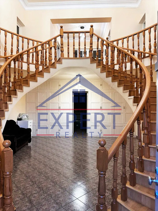 ՆՈՐՔ ՄԱՐԱՇ, ԼՈՒՍԻՆԵ ԶԱՔԱՐՅԱՆ ՓՈՂՈՑ, 5 ՍԵՆՅԱԿ