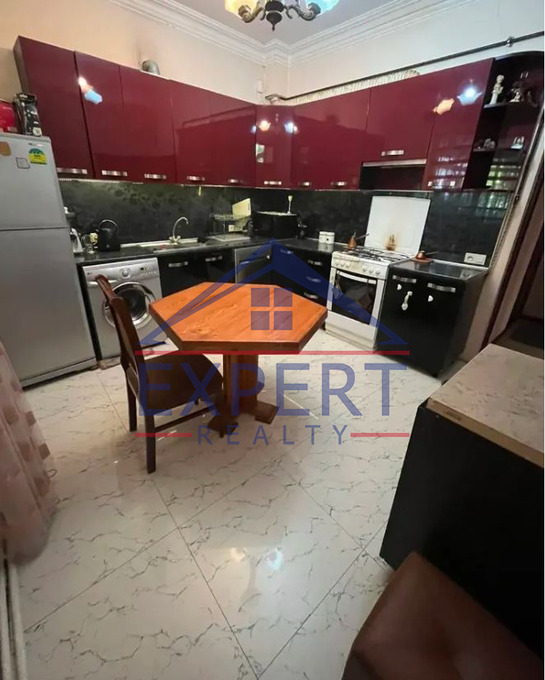 ԷՐԵԲՈՒՆԻ  ,ՆՈՐ ԱՐԵՇԻ ՓՈՂՈՑ   5 ՍԵՆՅԱԿ