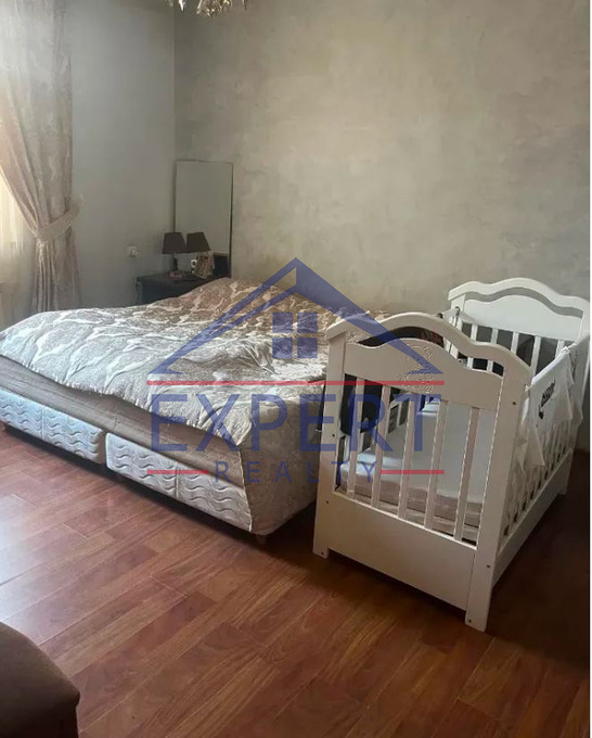 ԷՐԵԲՈՒՆԻ  ,ՆՈՐ ԱՐԵՇԻ ՓՈՂՈՑ   5 ՍԵՆՅԱԿ