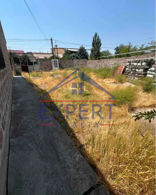 ԷՐԵԲՈՒՆԻ  ,ՆՈՐ ԱՐԵՇԻ ՓՈՂՈՑ   5 ՍԵՆՅԱԿ