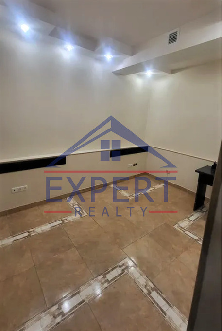 ԿԵՆՏՐՈՆ, ՀԱՆՐԱՊԵՏՈՒԹՅԱՆ ՓՈՂՈՑ, 120քմ