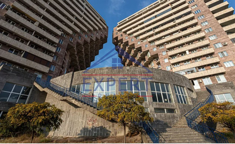 ԱՐԱԲԿԻՐ, ՆԱԻՐԻ ԶԱՐՅԱՆ ՓՈՂՈՑ, 2 ՍԵՆՅԱԿ