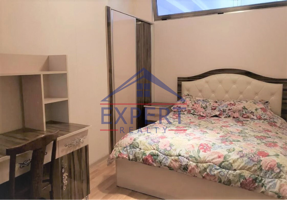 ԿԵՆՏՈՆ, ԾԻԾԵՌՆԱԿԱԲԵՐԴԻ ԽՃՈՒՂԻ, 3 ՍԵՆՅԱԿ