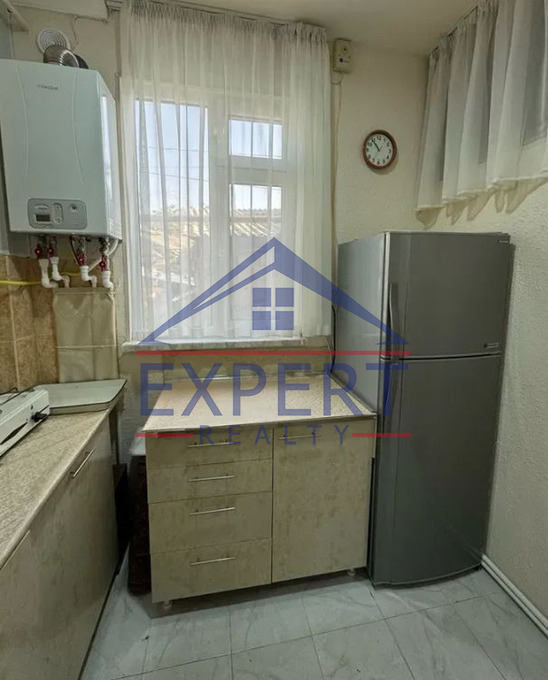 ԿԵՆՏՐՈՆ, ՍԻՄԵՈՆ ԵՐևԱՆՑՈՒ ՓՈՂՈՑ, 3 ՍԵՆՅԱԿ