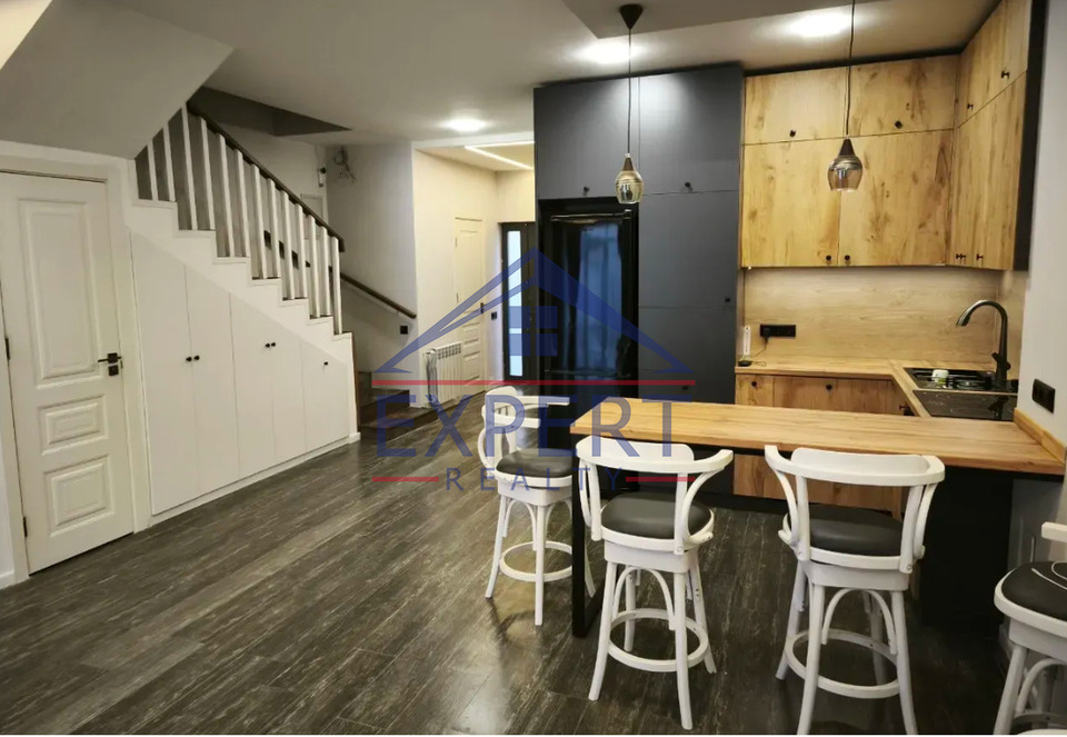 ՔԱՆԱՔԵՌ-ԶԵՅԹՈՒՆ, ՖԱՆԱՐՋՅԱՆ ՓՈՂՈՑ, 5 ՍԵՆՅԱԿ