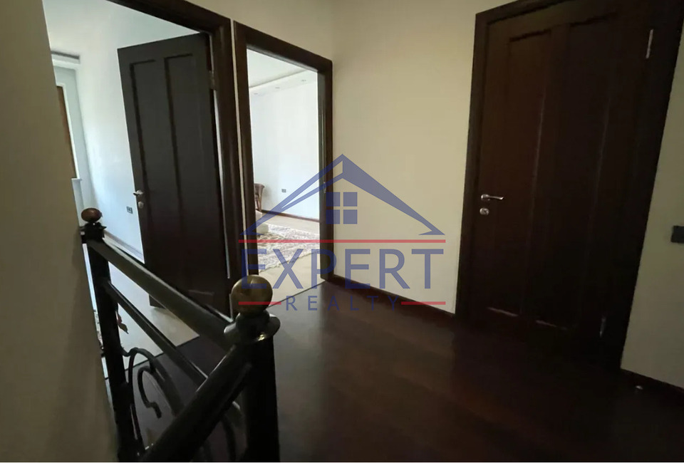 ԱՎԱՆ, ԾԱՐԱՎ ԱՂԲՅՈՒՐ ՓՈՂՈՑ,  4 ՍԵՆՅԱԿ