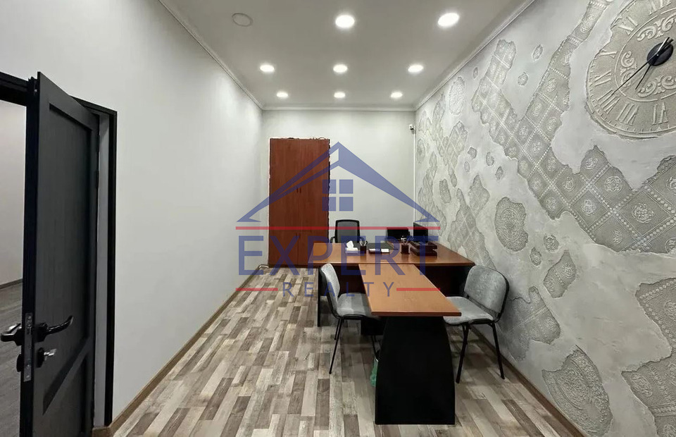 ԿԵՆՏՐՈՆ,ՎԱՐԴԱՆԱՆՑ ՓՈՂՈՑ 114ՔՄ