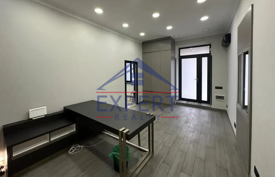 ԿԵՆՏՐՈՆ,ՎԱՐԴԱՆԱՆՑ ՓՈՂՈՑ 114ՔՄ