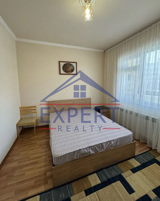 ԿԵՆՏՐՈՆ, ՍԻՄԵՈՆ ԵՐևԱՆՑՈՒ ՓՈՂՈՑ, 3 ՍԵՆՅԱԿ