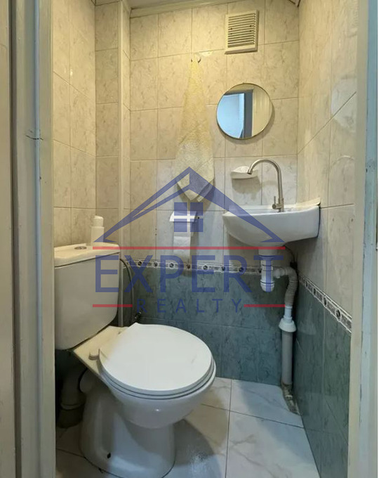 ԿԵՆՏՐՈՆ, ՍԻՄԵՈՆ ԵՐևԱՆՑՈՒ ՓՈՂՈՑ, 3 ՍԵՆՅԱԿ