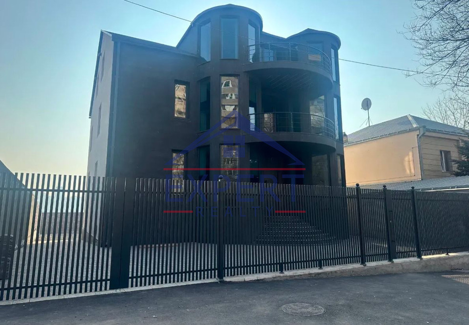 ԱՎԱՆ,ՄԱՐՇԱԼ ԲԱԲԱՋԱՆՅԱՆ  750ՔՄ