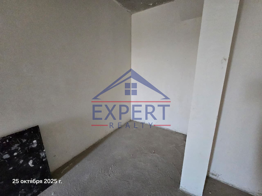 ԱՐԱԲԿԻՐ, ԿՈՄԻՏԱՍԻ ՊՈՂՈՏԱ, 3 ՍԵՆՅԱԿ