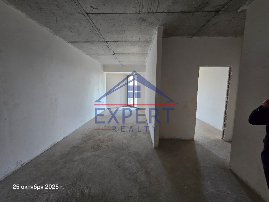 ԱՐԱԲԿԻՐ, ԿՈՄԻՏԱՍԻ ՊՈՂՈՏԱ, 3 ՍԵՆՅԱԿ