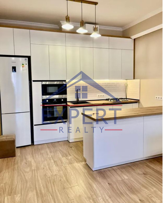 ԴԱՎԻԹԱՇԵՆ ԱՆԱՍՏԱՍ ՄԻԿՈՅԱՆ ՓՈՂՈՑ, 3 ՍԵՆՅԱԿ