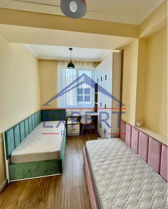 ԴԱՎԻԹԱՇԵՆ ԱՆԱՍՏԱՍ ՄԻԿՈՅԱՆ ՓՈՂՈՑ, 3 ՍԵՆՅԱԿ