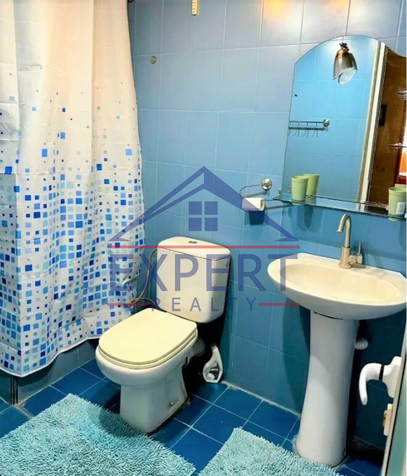 ԿԵՆՏՐՈՆ, ՊԱՐՈՆՅԱՆ ՓՈՂՈՑ, 3 ՍԵՆՅԱԿ