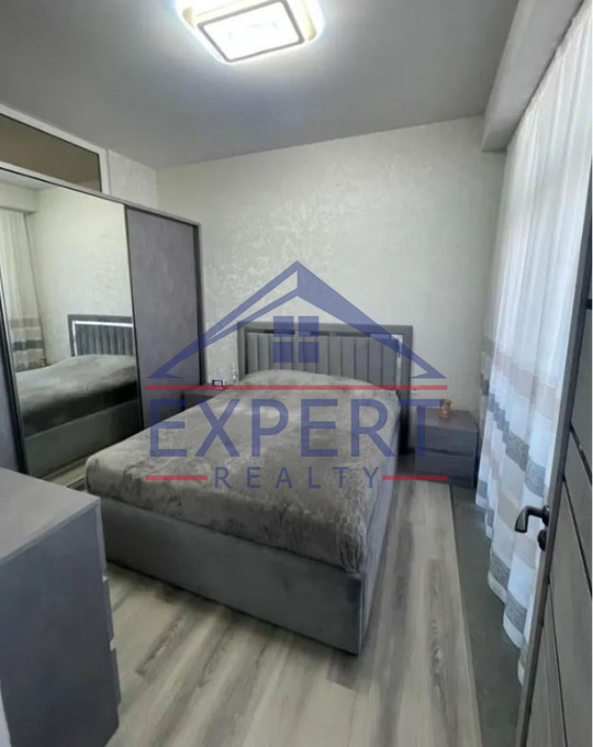 ԴԱՎԹԱՇԵՆ, 4ՐԴ ՓՈՂՈՑ, 3 ՍԵՆՅԱԿ