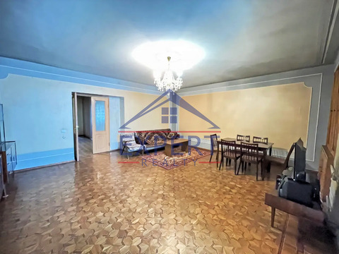 ՇԵՆԳԱՎԻԹ, ԲԱԳՐԱՏՈՒՆՅԱՆՑ ՓՈՂՈՑ, 3 ՍԵՆՅԱԿ