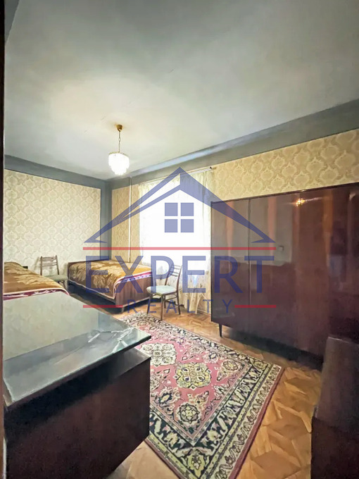 ՇԵՆԳԱՎԻԹ, ԲԱԳՐԱՏՈՒՆՅԱՆՑ ՓՈՂՈՑ, 3 ՍԵՆՅԱԿ