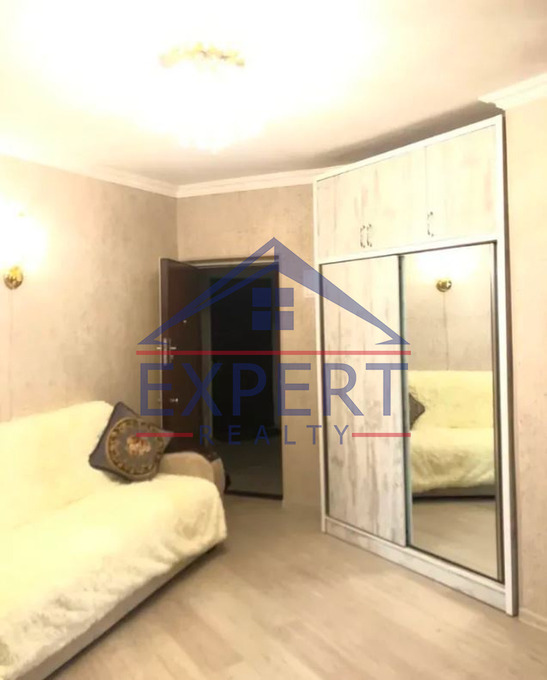 ԿԵՆՏՐՈՆ, ԵՐՎԱՆԴ ՔՈՉԱՐ ՓՈՂՈՑ   3 ՍԵՆՅԱԿ