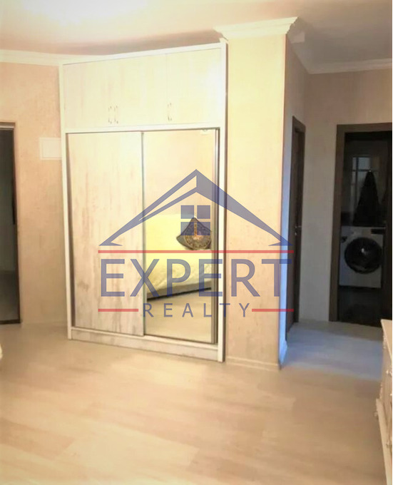 ԿԵՆՏՐՈՆ, ԵՐՎԱՆԴ ՔՈՉԱՐ ՓՈՂՈՑ   3 ՍԵՆՅԱԿ