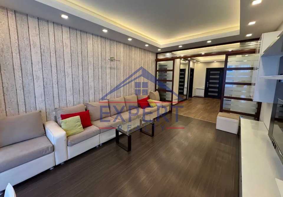 ԿԵՆՏՈՆ, ԾԻԾԵՌՆԱԿԱԲԵՐԴԻ ԽՃՈՒՂԻ, 3 ՍԵՆՅԱԿ