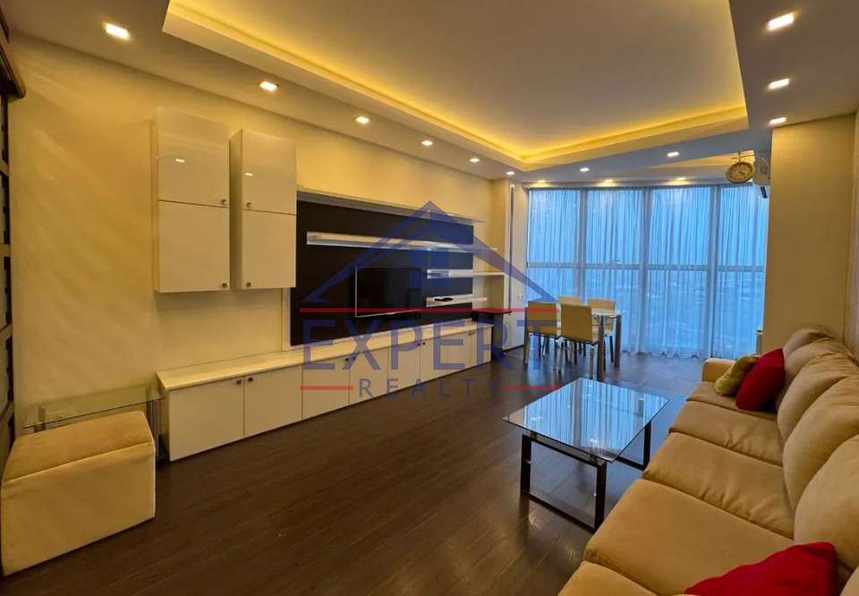 ԿԵՆՏՈՆ, ԾԻԾԵՌՆԱԿԱԲԵՐԴԻ ԽՃՈՒՂԻ, 3 ՍԵՆՅԱԿ