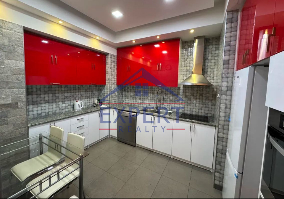 ԿԵՆՏՈՆ, ԾԻԾԵՌՆԱԿԱԲԵՐԴԻ ԽՃՈՒՂԻ, 3 ՍԵՆՅԱԿ