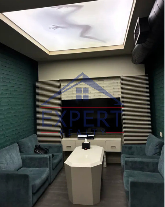 ԿԵՆՏՐՈՆ, ՉԱՐԵՆՑԻ ՓՈՂՈՑ, 114 քմ․