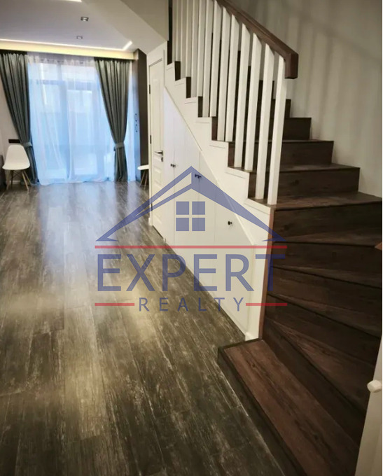 ՔԱՆԱՔԵՌ-ԶԵՅԹՈՒՆ, ՖԱՆԱՐՋՅԱՆ ՓՈՂՈՑ, 5 ՍԵՆՅԱԿ