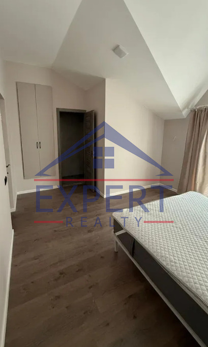 ՔԱՆԱՔԵՌ-ԶԵՅԹՈՒՆ, ՖԱՆԱՐՋՅԱՆ ՓՈՂՈՑ, 5 ՍԵՆՅԱԿ