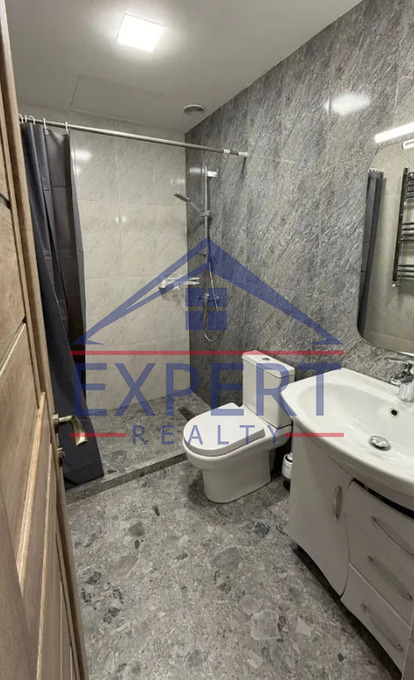 ՔԱՆԱՔԵՌ-ԶԵՅԹՈՒՆ, ՖԱՆԱՐՋՅԱՆ ՓՈՂՈՑ, 5 ՍԵՆՅԱԿ