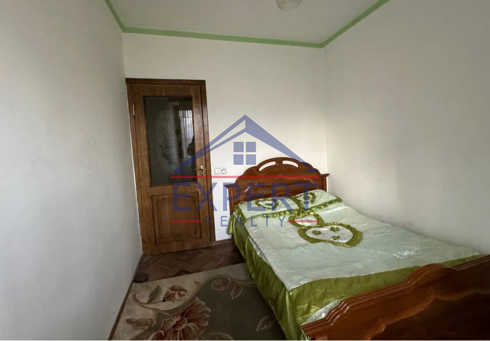 ԿԵՆՏՐՈՆ, ԵՐՎԱՆԴ ՔՈՉԱՐ ՓՈՂՈՑ  4 ՍԵՆՅԱԿ
