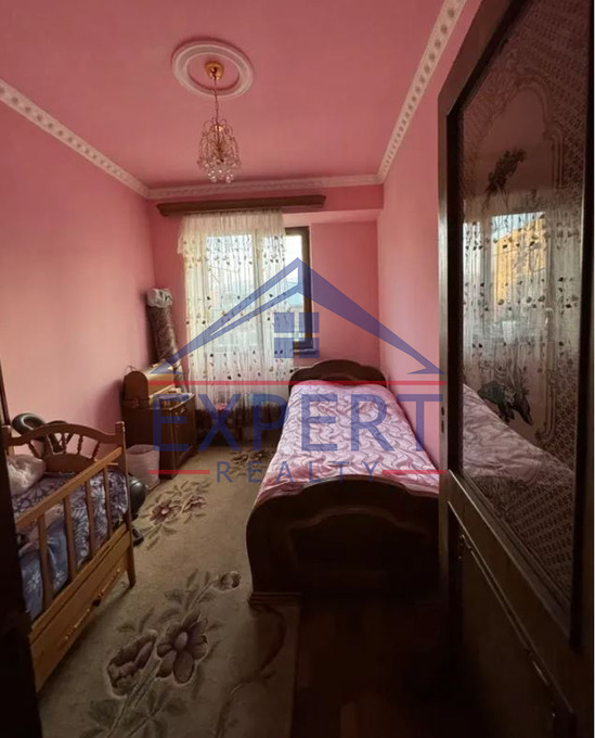 ԿԵՆՏՐՈՆ, ԵՐՎԱՆԴ ՔՈՉԱՐ ՓՈՂՈՑ  4 ՍԵՆՅԱԿ