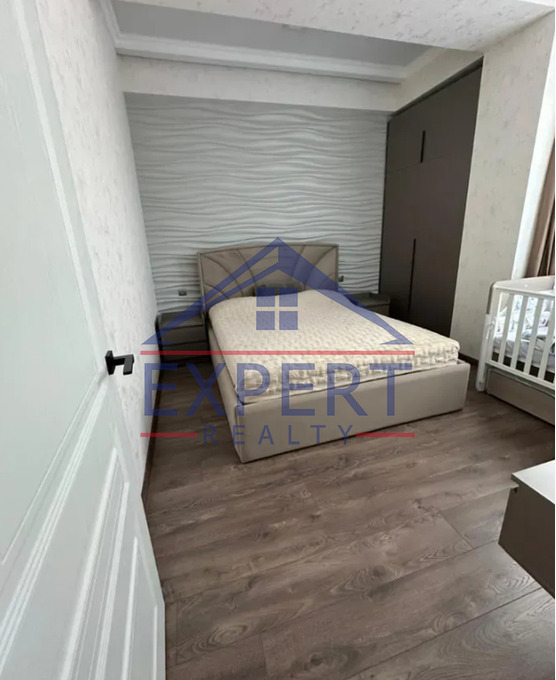 ԷՐԵԲՈՒՆԻ, ՄՈՒՐԱՑԱՆԻ ՓՈՂՈՑ, 3 ՍԵՆՅԱԿ