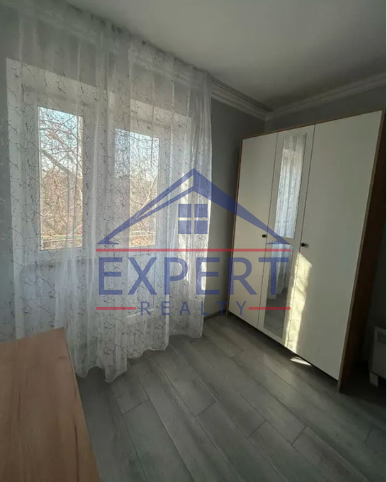 ԱՐԱԲԿԻՐ, ԿՈՄԻՏԱՍԻ ՊՈՂՈՏԱ, 2 ՍԵՆՅԱԿ