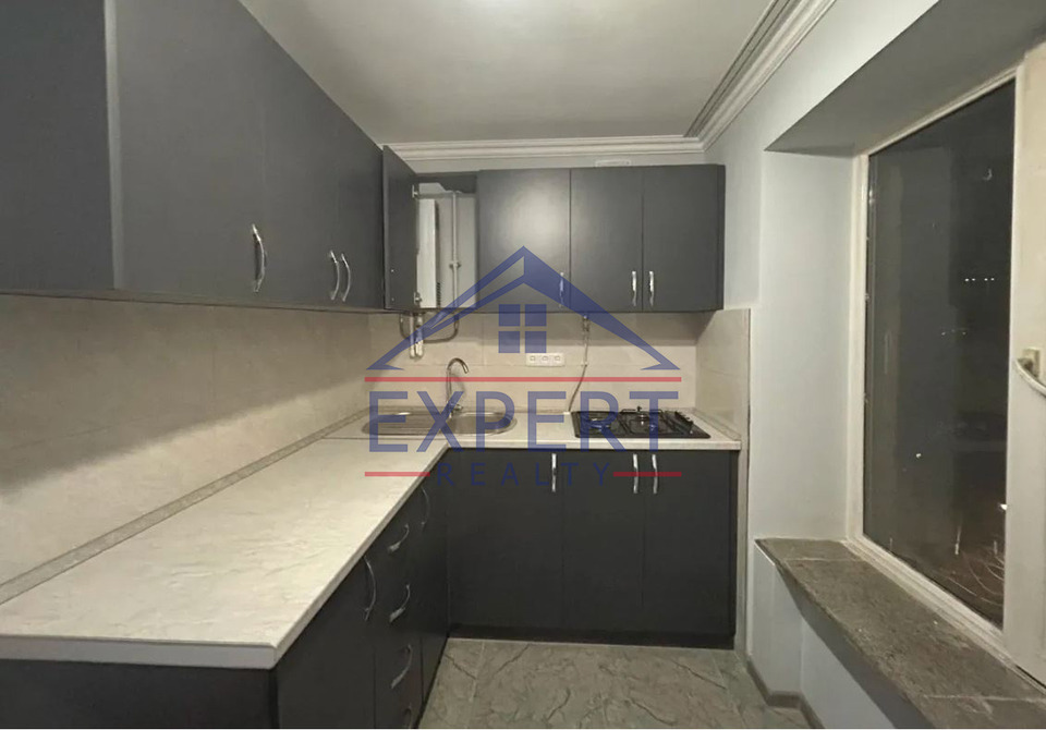 ԱՐԱԲԿԻՐ, ԿՈՄԻՏԱՍԻ ՊՈՂՈՏԱ, 2 ՍԵՆՅԱԿ