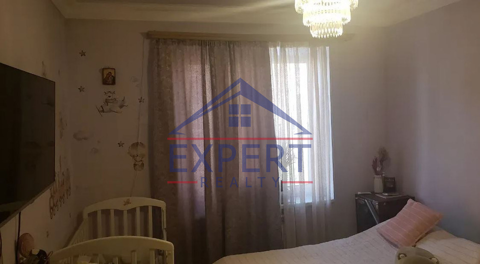 ԱՐԱԲԿԻՐ, ԿՈՄԻՏԱՍԻ ՊՈՂՈՏԱ, 2 ՍԵՆՅԱԿ