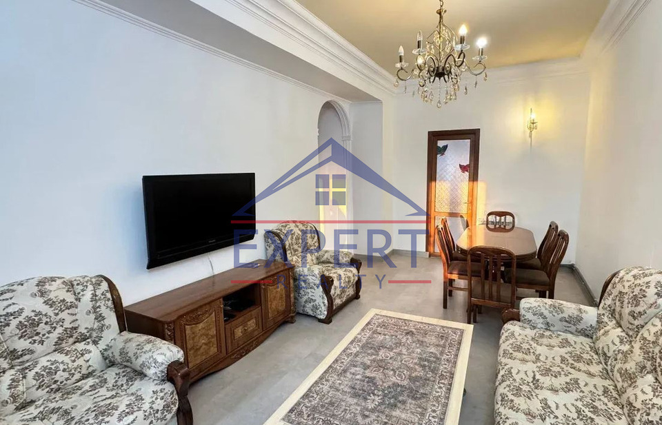 ԿԵՆՏՐՈՆ, ԽՈՐԵՆԱՑՈՒ ՓՈՂՈՑ, 4 ՍԵՆՅԱԿ