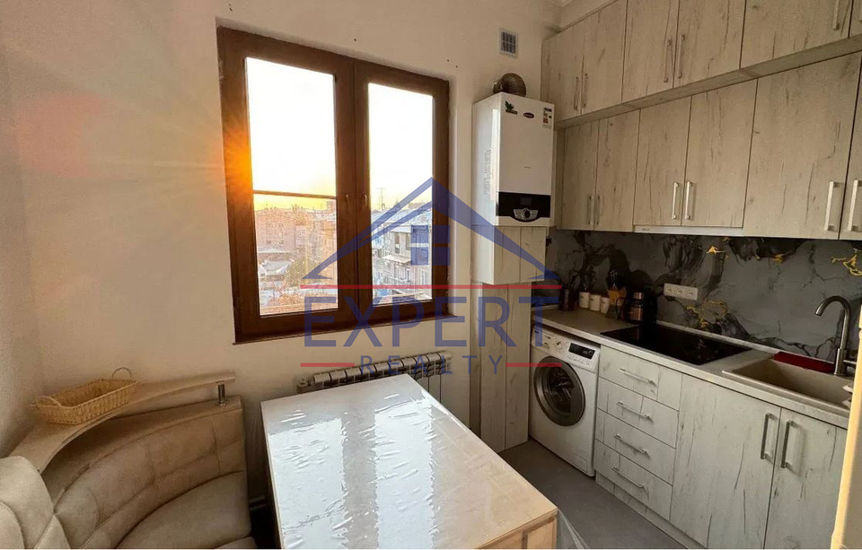 ԿԵՆՏՐՈՆ, ԽՈՐԵՆԱՑՈՒ ՓՈՂՈՑ, 4 ՍԵՆՅԱԿ