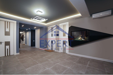 ԿԵՆՏՐՈՆ, ՆԱԼԲԱՆԴՅԱՆ ՓՈՂՈՑ, 4 ՍԵՆՅԱԿ