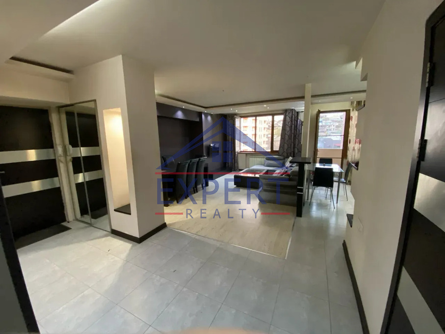 ԿԵՆՏՐՈՆ, ՍԱՐՅԱՆ ՓՈՂՈՑ, 3 ՍԵՆՅԱԿ