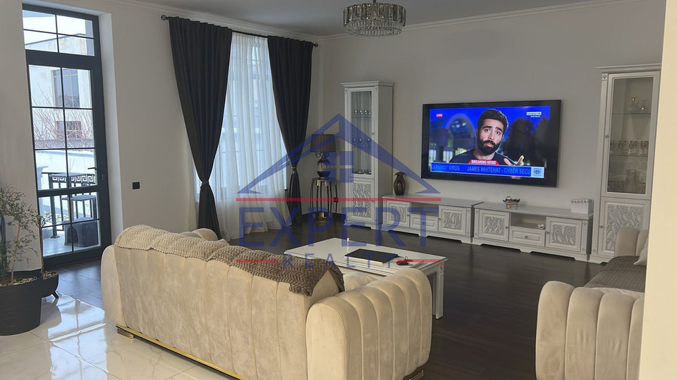 ԱՋԱՓՆՅԱԿ, ՆԱԶԱՐԲԵԿՅԱՆ ԹԱՂԱՄԱՍ, 700ՔՄ