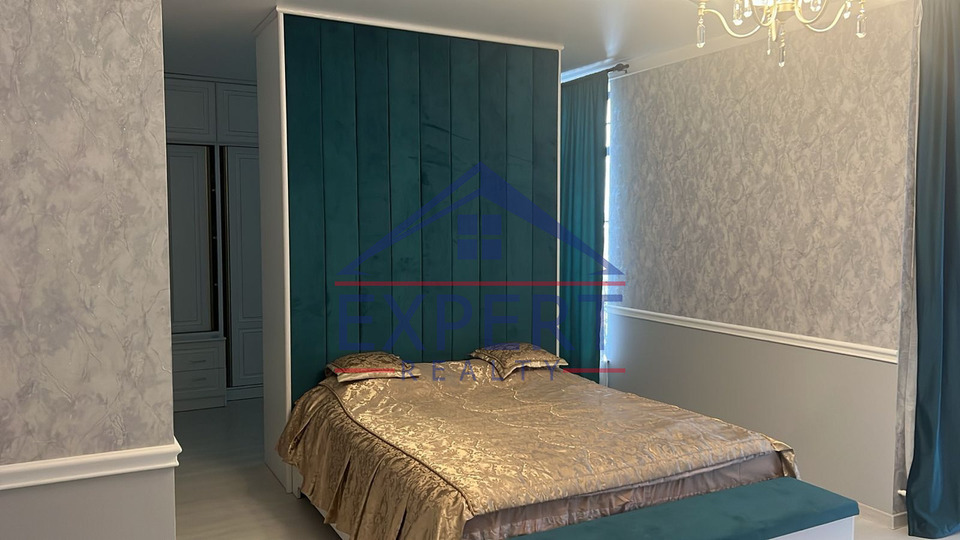 ԱՋԱՓՆՅԱԿ, ՆԱԶԱՐԲԵԿՅԱՆ ԹԱՂԱՄԱՍ, 700ՔՄ