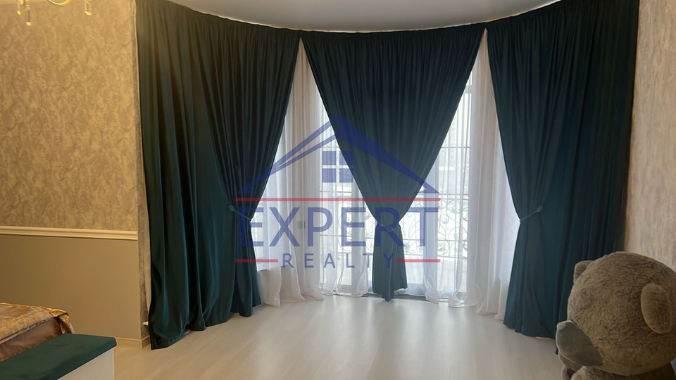 ԱՋԱՓՆՅԱԿ, ՆԱԶԱՐԲԵԿՅԱՆ ԹԱՂԱՄԱՍ, 700ՔՄ