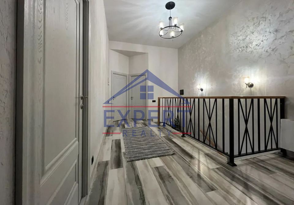 ԱՋԱՓՆՅԱԿ,ՇԻՐԱԶԻ  ՓՈՂՈՑ 6  ՍԵՆՅԱԿ