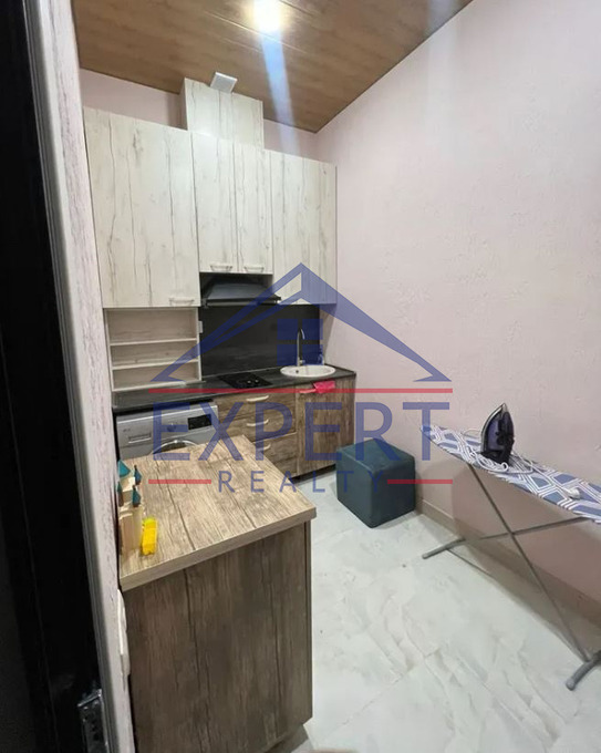 ԱՋԱՓՆՅԱԿ,ՇԻՐԱԶԻ  ՓՈՂՈՑ 6  ՍԵՆՅԱԿ