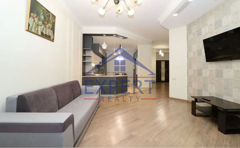 ԿԵՆՏՐՈՆ, ՎԵՐԻՆ ԱՆՏԱՌԱՅԻ ՓՈՂՈՑ, 4 ՍԵՆՅԱԿ