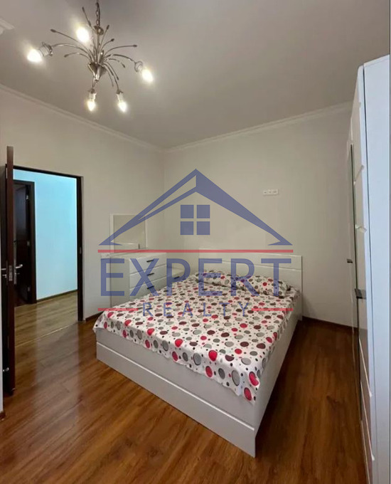 ԿԵՆՏՐՈՆ, ԱՐԱՄԻ ՓՈՂՈՑ, 3 ՍԵՆՅԱԿ